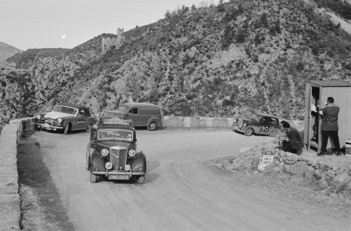 UMG662 Coming out of the Col Leclercs - Monte Carlo Rally 1954 - Phillips driving